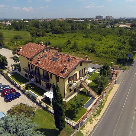 Aparthotel Residenza La Ricciolina Verona Exterior foto