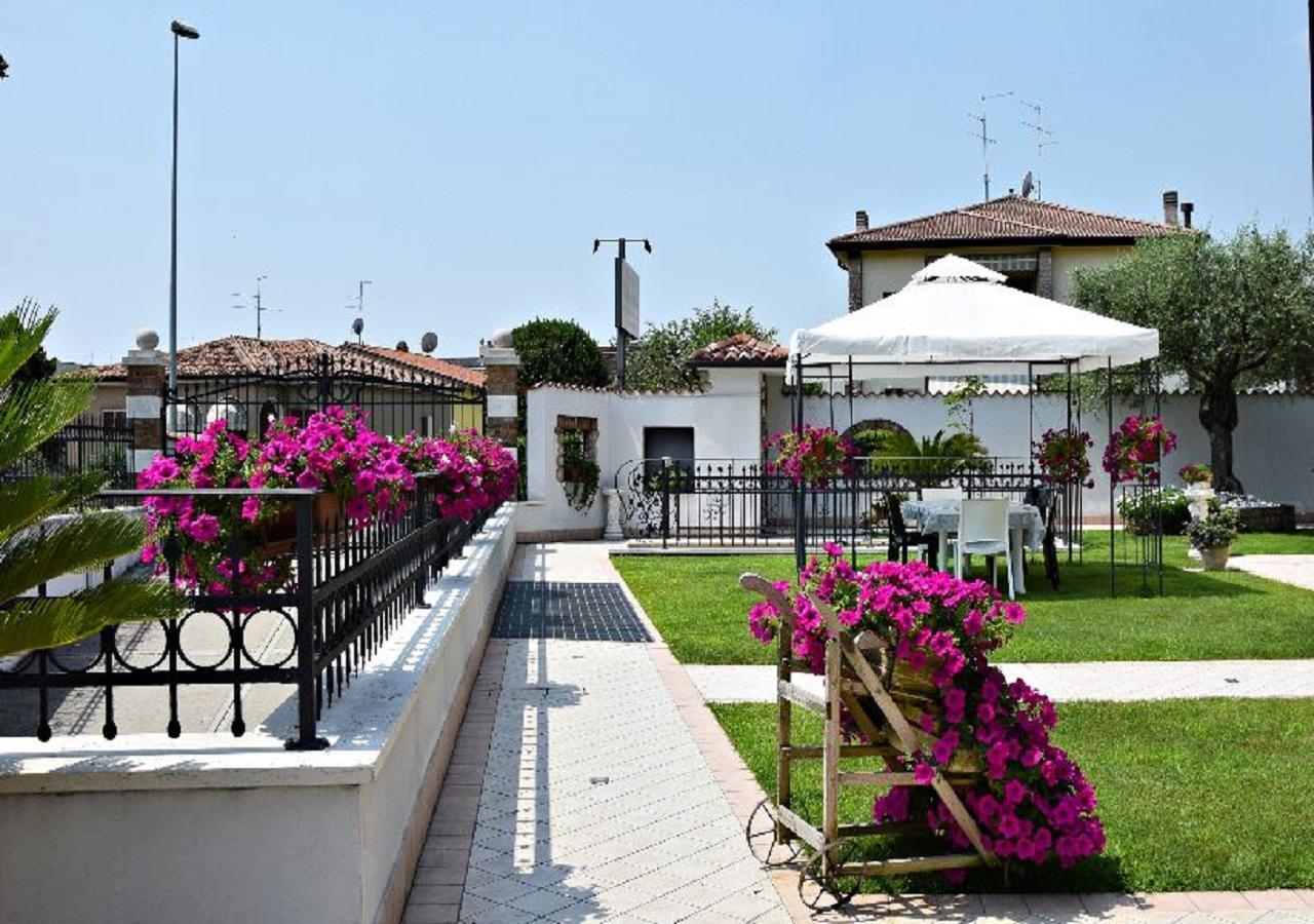 Aparthotel Residenza La Ricciolina Verona Exterior foto
