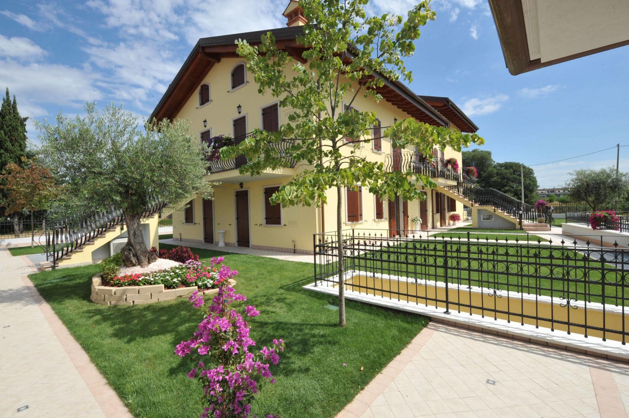 Aparthotel Residenza La Ricciolina Verona Exterior foto